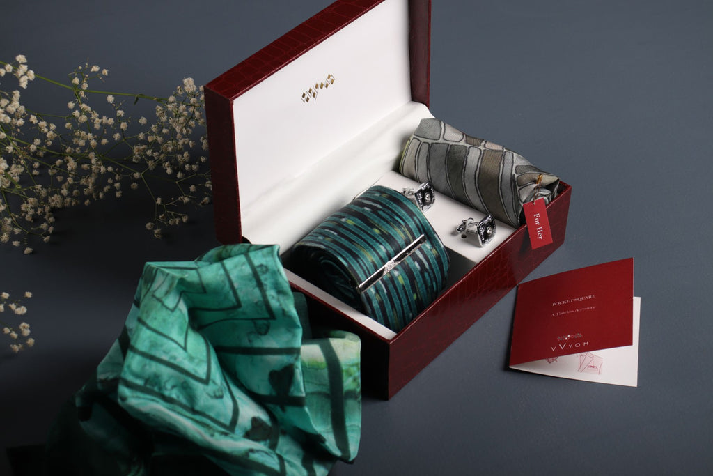 Him & Her Tie Scarf Combo Gift Box Set of 5 Emerald