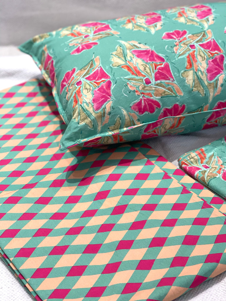 Make a statement Geometrical and floral Printed Bed sheet with 2 pillow covers